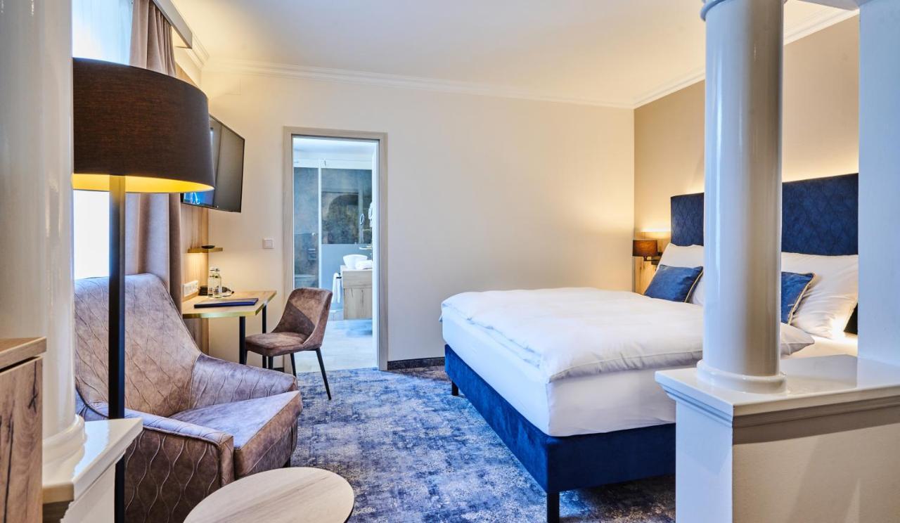 Hotel Zur Post Altoetting ภายนอก รูปภาพ