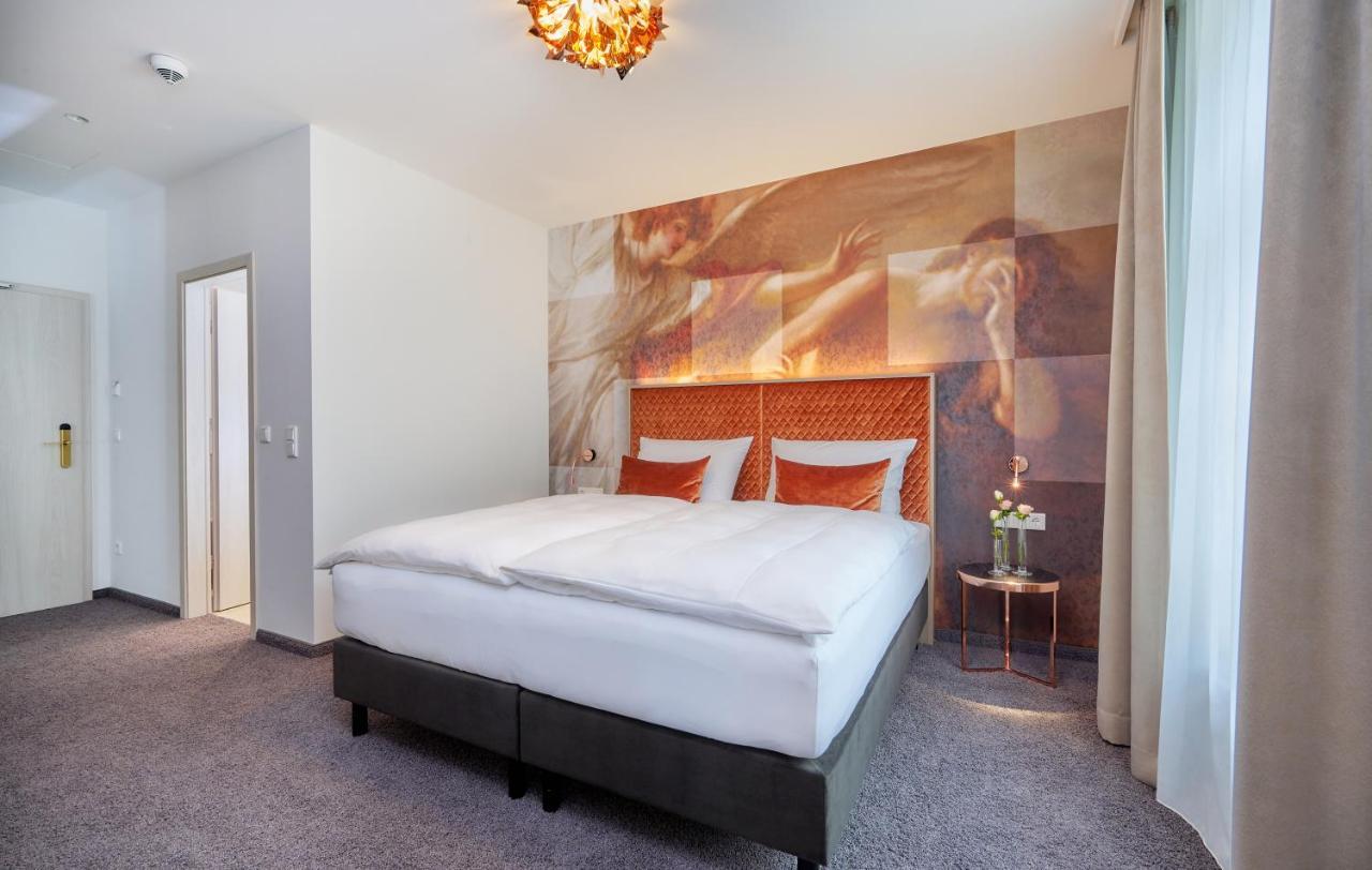 Hotel Zur Post Altoetting ภายนอก รูปภาพ