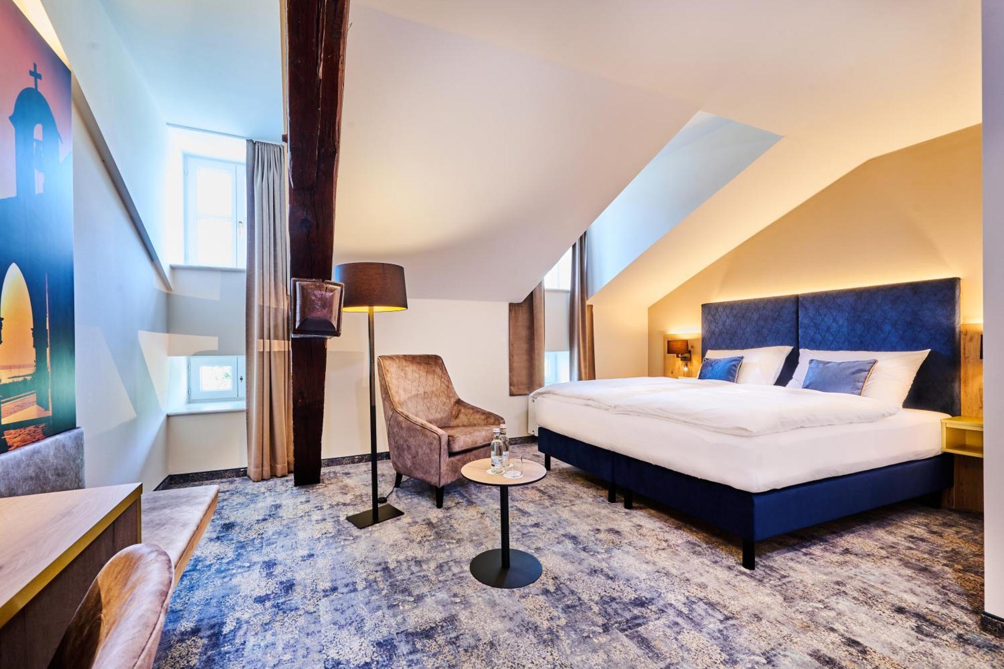 Hotel Zur Post Altoetting ภายนอก รูปภาพ