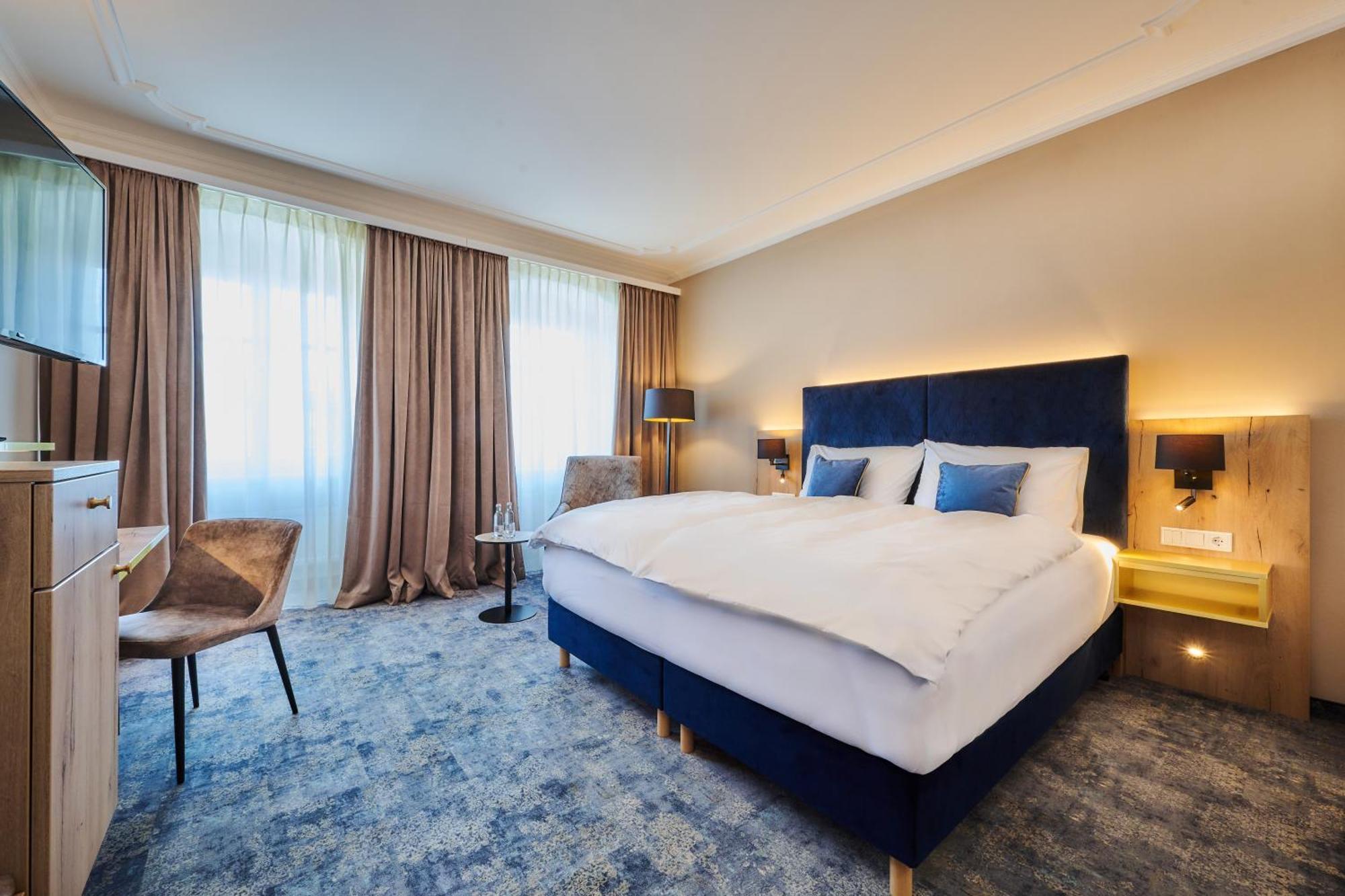 Hotel Zur Post Altoetting ภายนอก รูปภาพ