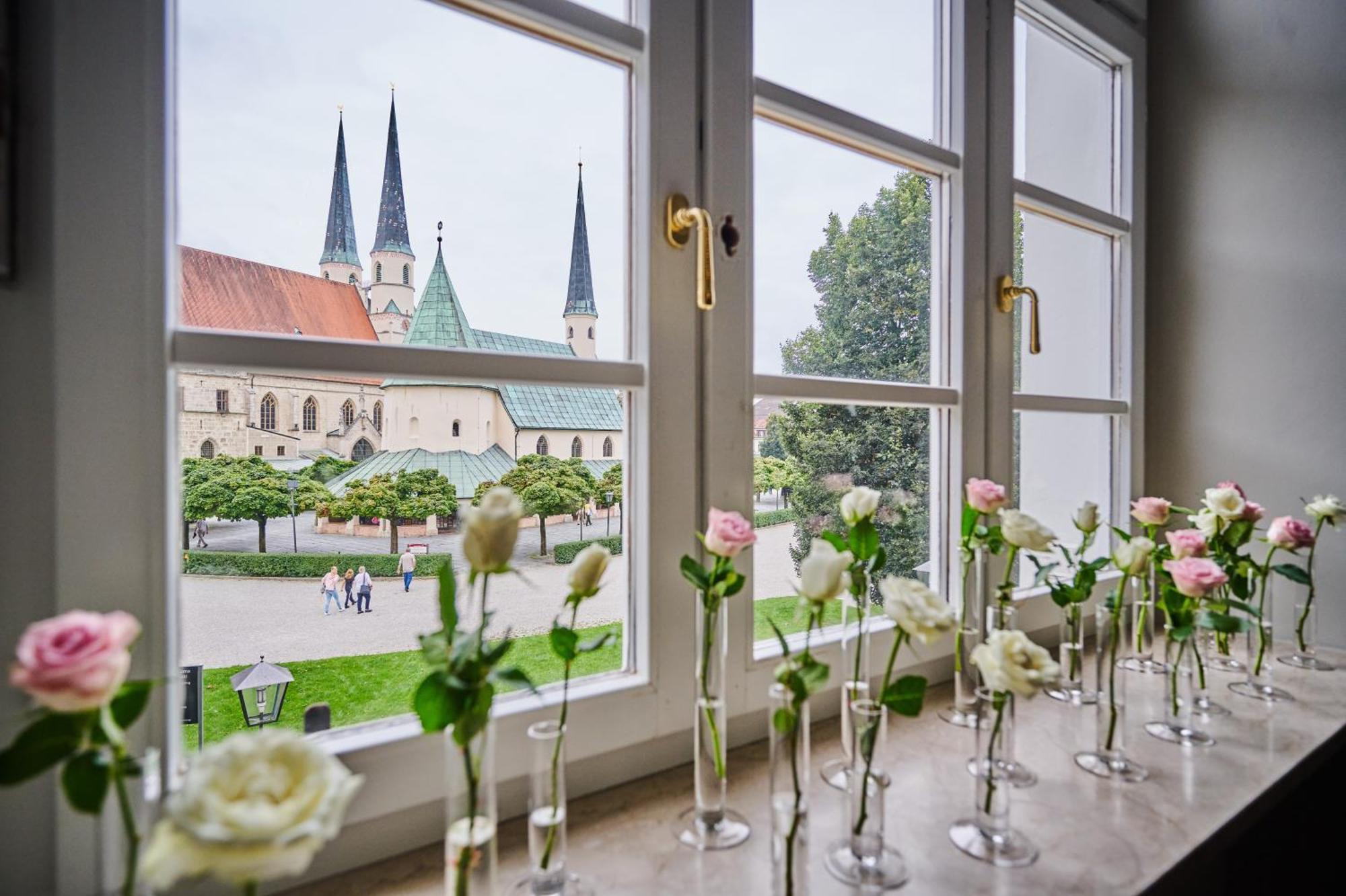Hotel Zur Post Altoetting ภายนอก รูปภาพ